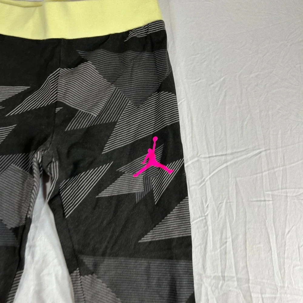 Jordan Girls Black Geometric Graphic Leggings Neon Yellow Waistband Size M 10-12